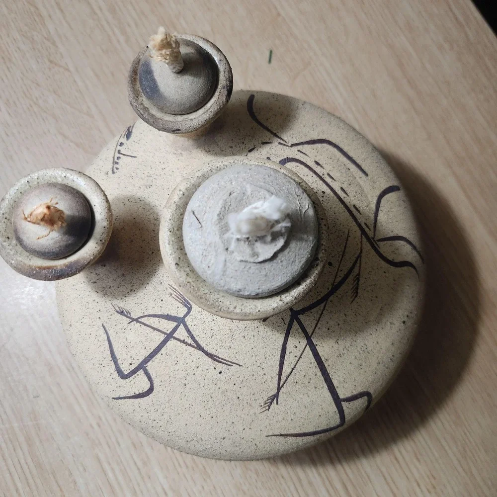 Vintage 3 Chimney Clay Oil Lamp Signed By Artist.‎